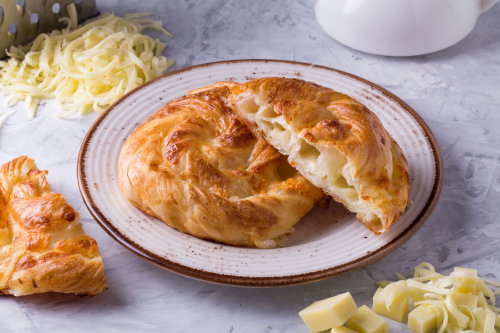 Plăcintă cu MOZZARELLA